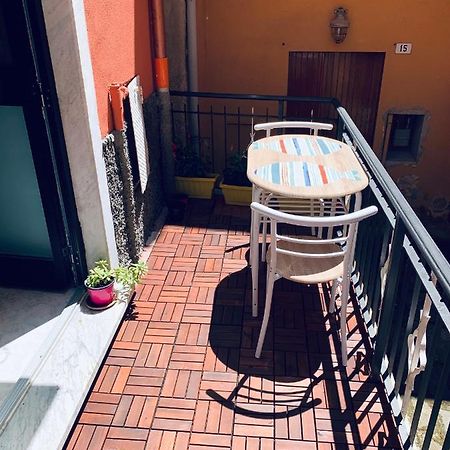 Appartamento Solosolemare 韦内雷港 外观 照片