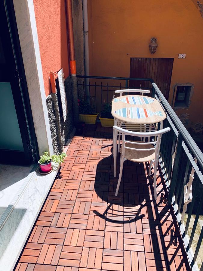 Appartamento Solosolemare 韦内雷港 外观 照片